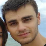 Estudiante de grado en físicas da apoyo para asignaturas de ciencias física y matemáticas alumnos/as de ESO.